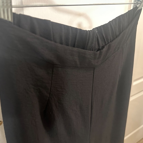 Women’s Summer 2-Piece Matching Cropped Set - Size Small - Black - Like new - Picture 5 of 9